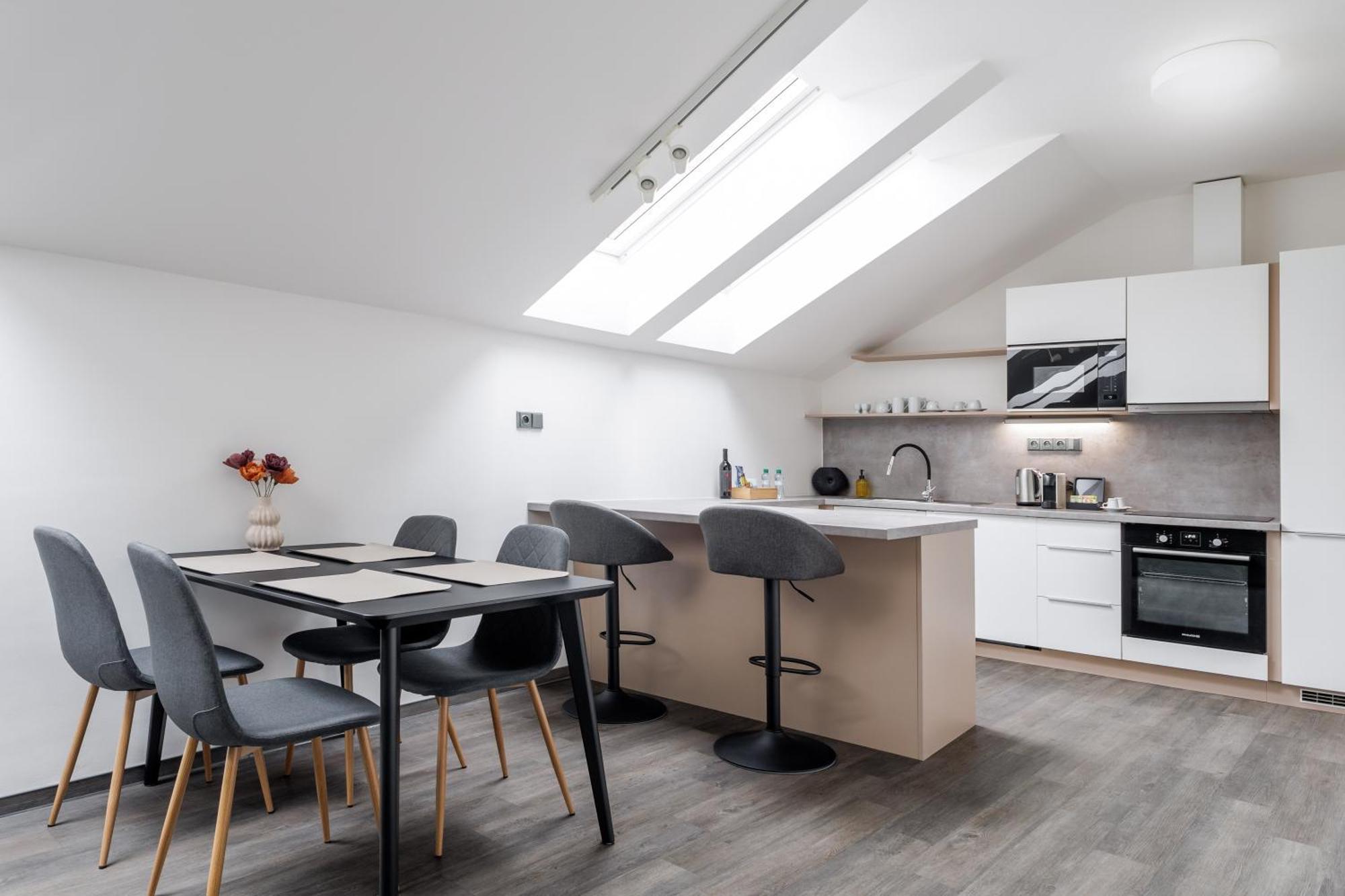 River Apartments Mladá Boleslav Dış mekan fotoğraf