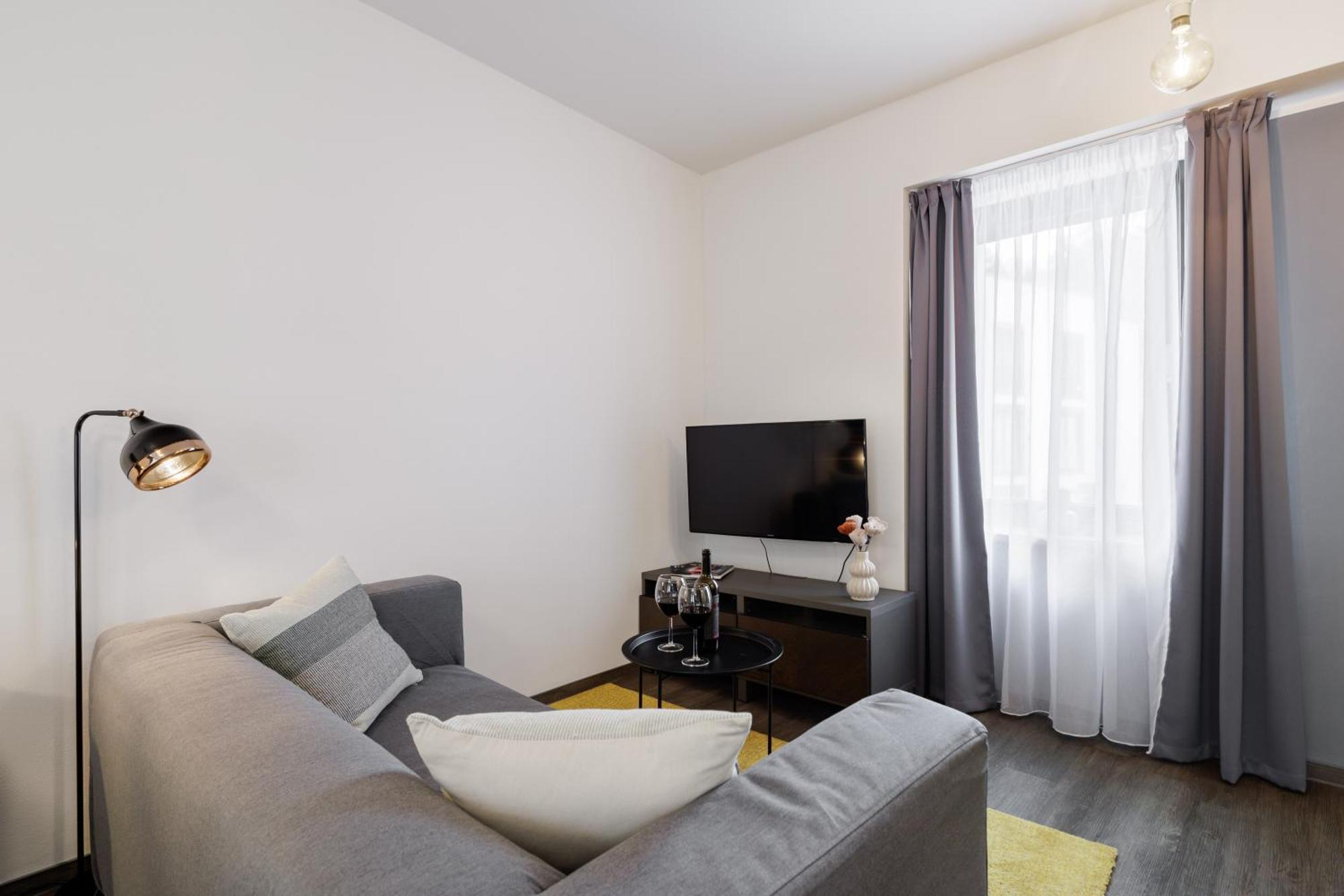 River Apartments Mladá Boleslav Dış mekan fotoğraf